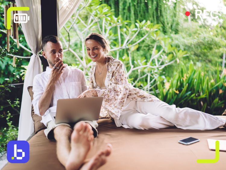 eSIM for Honeymoon Travel Couples: Stay Connected Without Stress