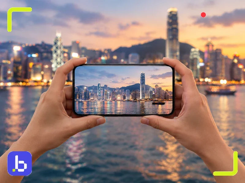 Using a Hong Kong eSIM at Victoria Harbour